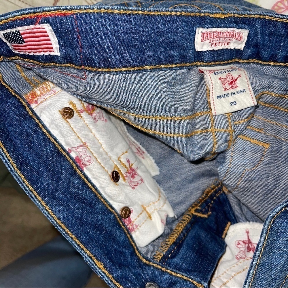 *True Religion Becky Jeans. Size 28 GUC - Picture 3 of 5
